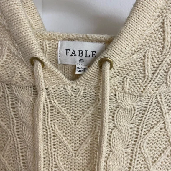 NWT & NEVER WORN Fable Cozy Cable Knit Sweater Hoodie $40 OBO - Picture 2 of 3